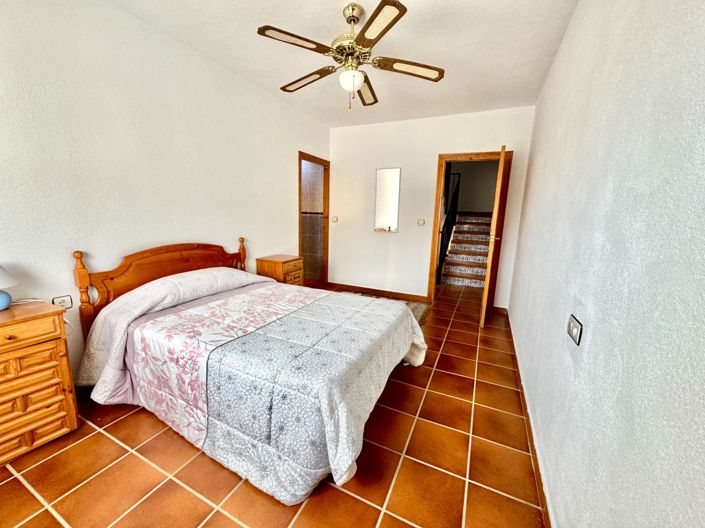 Image No.63-6 Bed Villa for sale