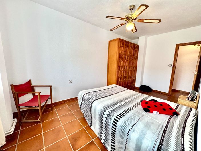 Image No.8-6 Bed Villa for sale