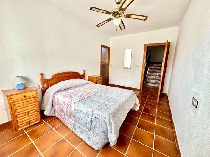 Image No.76-6 Bed Villa for sale