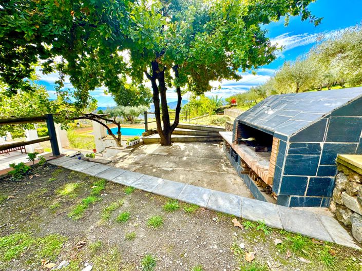 Image No.81-6 Bed Villa for sale