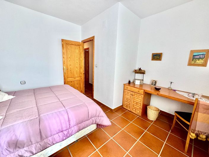 Image No.99-6 Bed Villa for sale