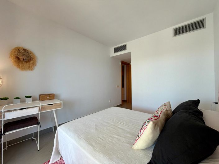 Image No.23-3 Bed Apartment for sale