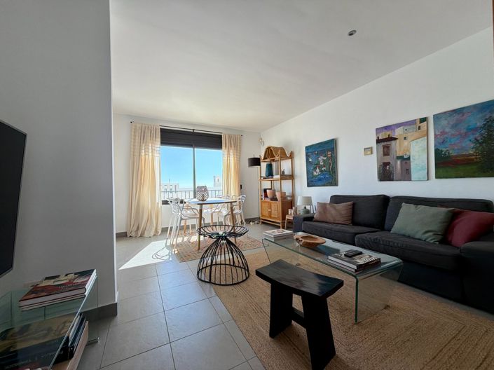 Image No.33-3 Bed Apartment for sale