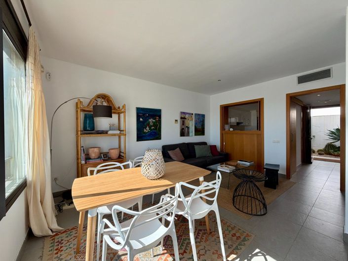 Image No.36-3 Bed Apartment for sale