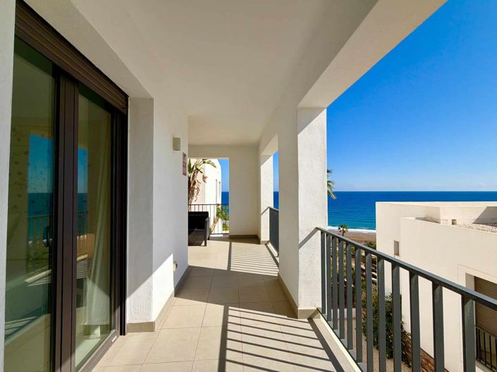 Image No.37-3 Bed Apartment for sale