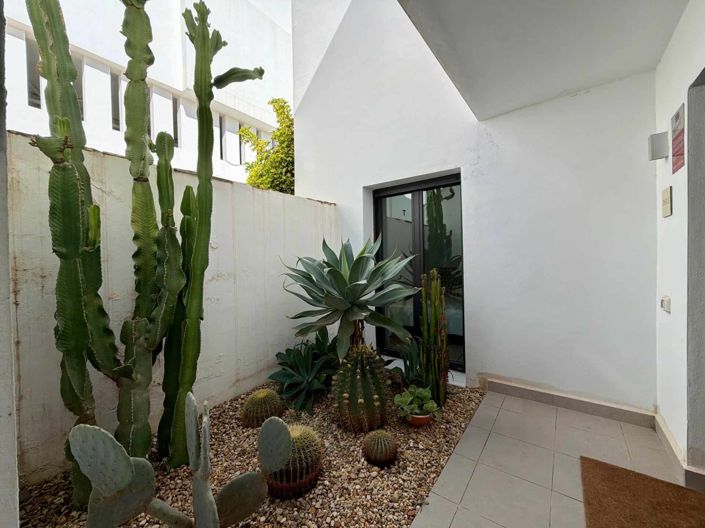 Image No.42-3 Bed Apartment for sale