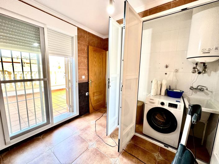 Image No.27-3 Bed Townhouse for sale