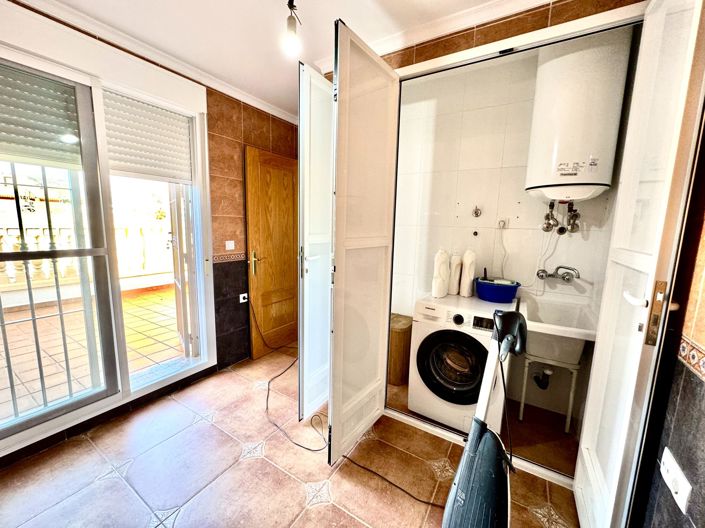 Image No.35-3 Bed Townhouse for sale