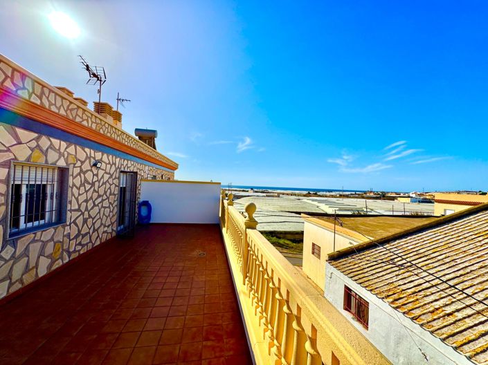 Image No.36-3 Bed Townhouse for sale