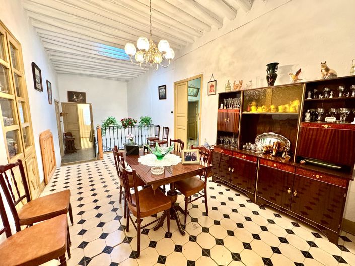 Image No.21-12 Bed Villa for sale