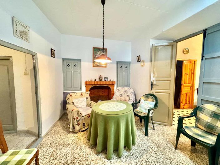 Image No.31-12 Bed Villa for sale