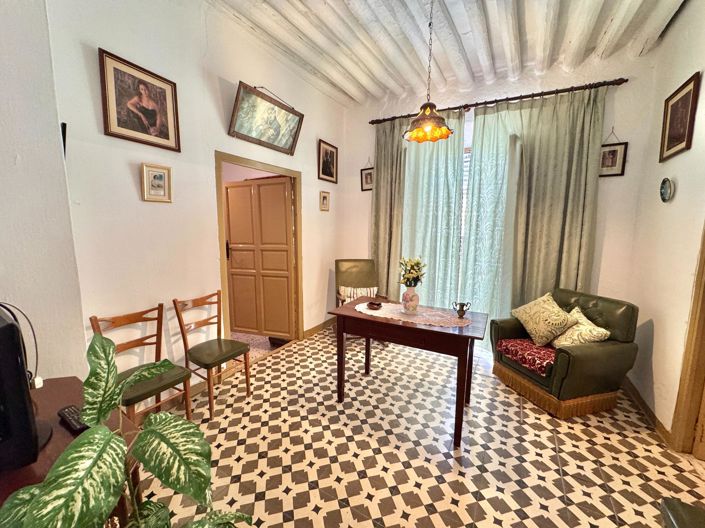 Image No.39-12 Bed Villa for sale