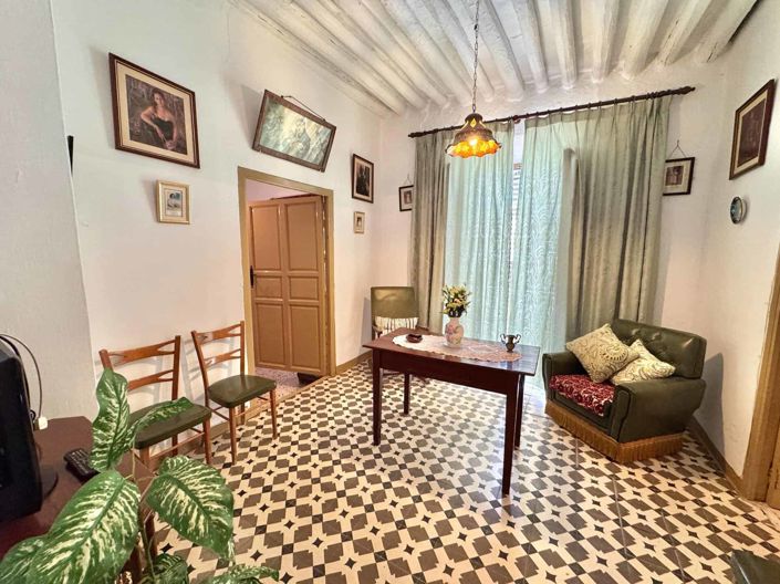 Image No.39-12 Bed Villa for sale