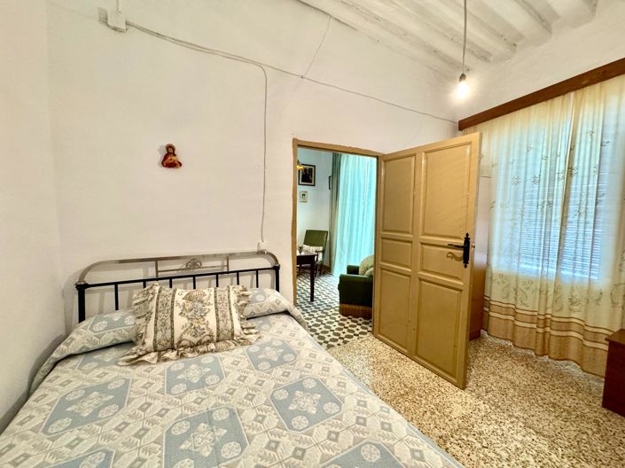 Image No.43-12 Bed Villa for sale