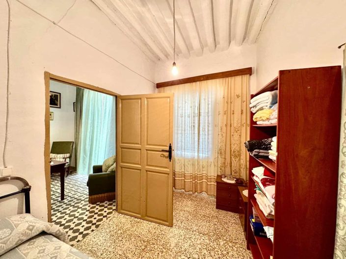 Image No.45-12 Bed Villa for sale