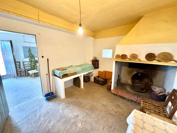 Image No.56-12 Bed Villa for sale