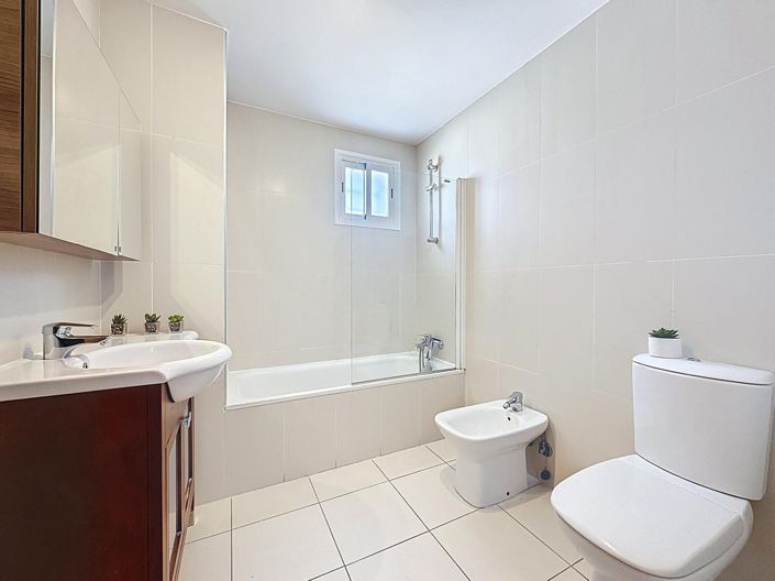 Image No.34-4 Bed Penthouse for sale