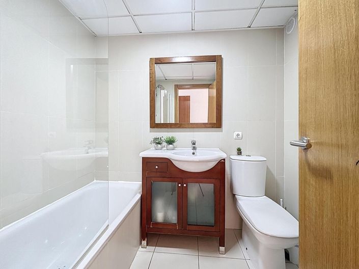 Image No.52-4 Bed Penthouse for sale