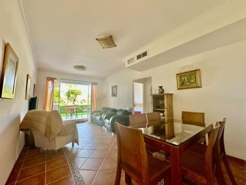 luxury-ground-floor-apartment-in-spirit-of-mo