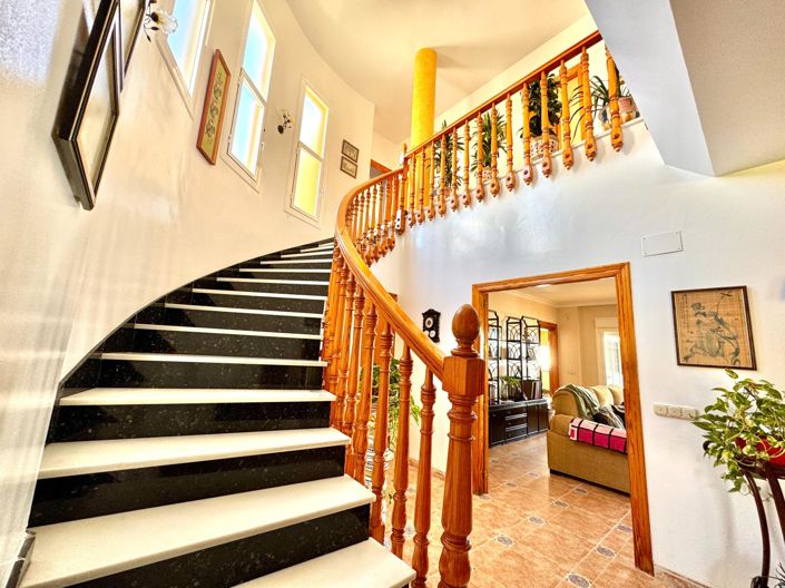 Image No.14-4 Bed Villa for sale