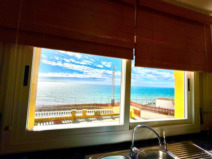 Image No.6-4 Bed Villa for sale