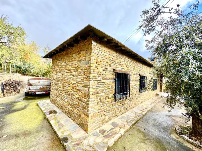 Image No.18-3 Bed Villa for sale