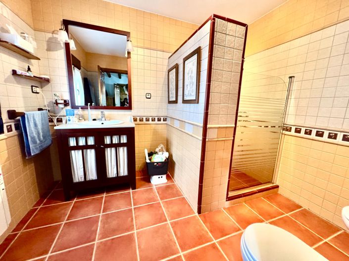 Image No.22-3 Bed Villa for sale