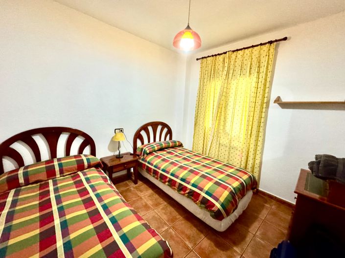 Image No.24-3 Bed Villa for sale