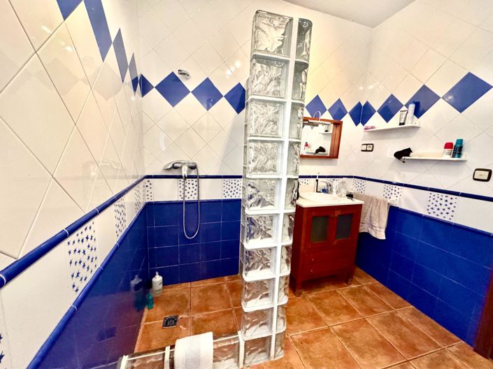 Image No.45-3 Bed Villa for sale