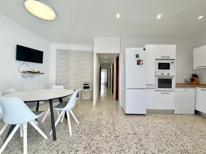 Image No.12-3 Bed Villa for sale