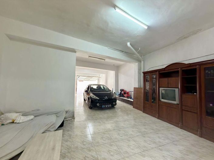 Image No.17-3 Bed Villa for sale