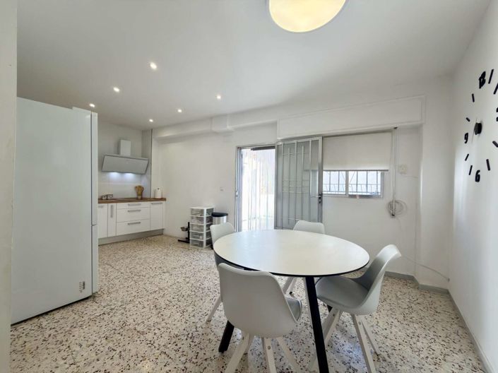 Image No.20-3 Bed Villa for sale