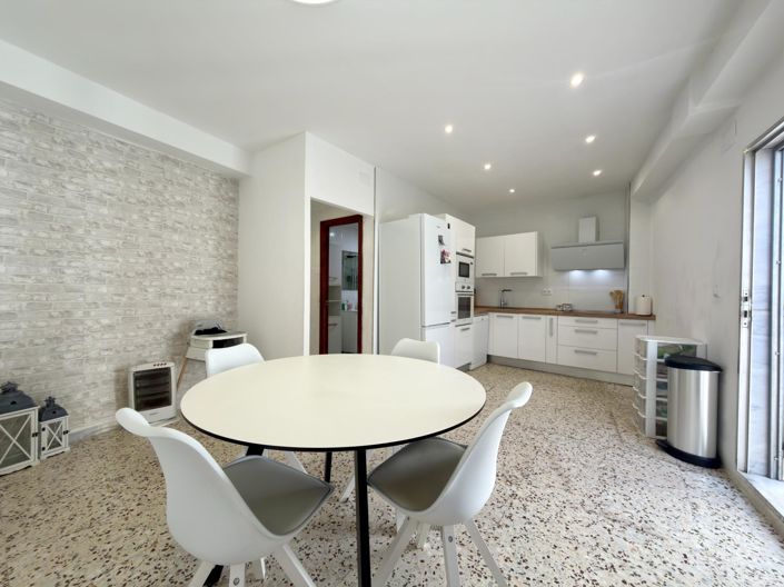 Image No.22-3 Bed Villa for sale