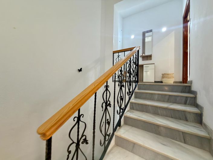 Image No.25-3 Bed Villa for sale