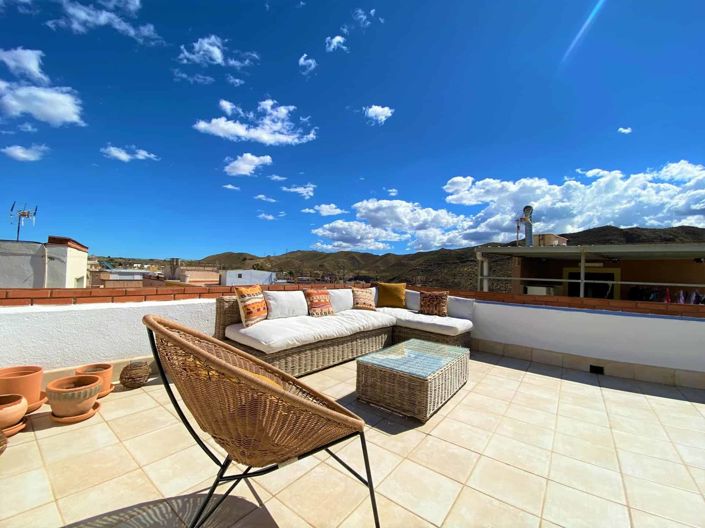 Image No.3-2 Bed Townhouse for sale