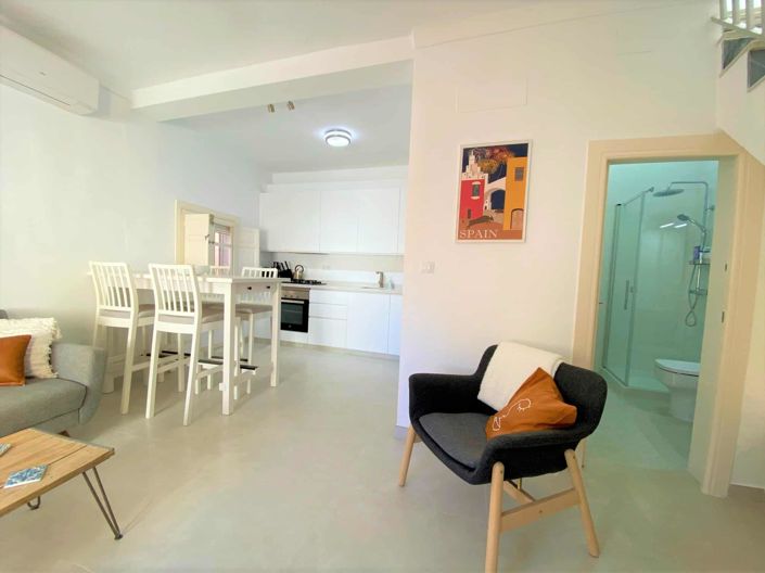 Image No.24-2 Bed Townhouse for sale