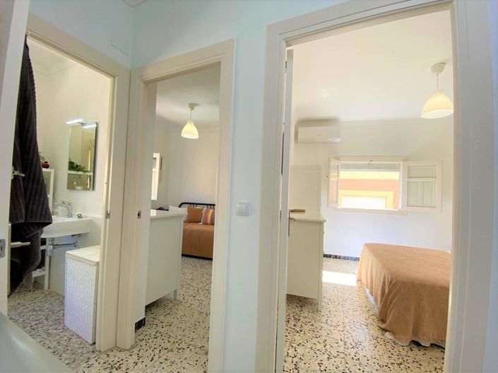 Image No.41-2 Bed Townhouse for sale