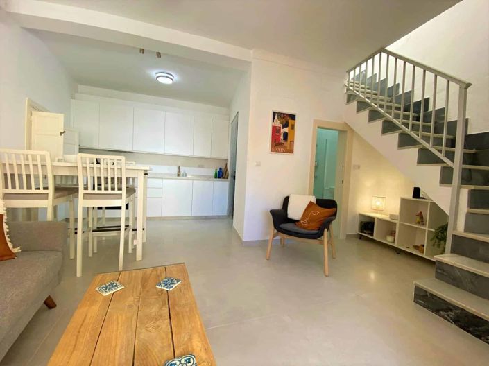 Image No.45-2 Bed Townhouse for sale