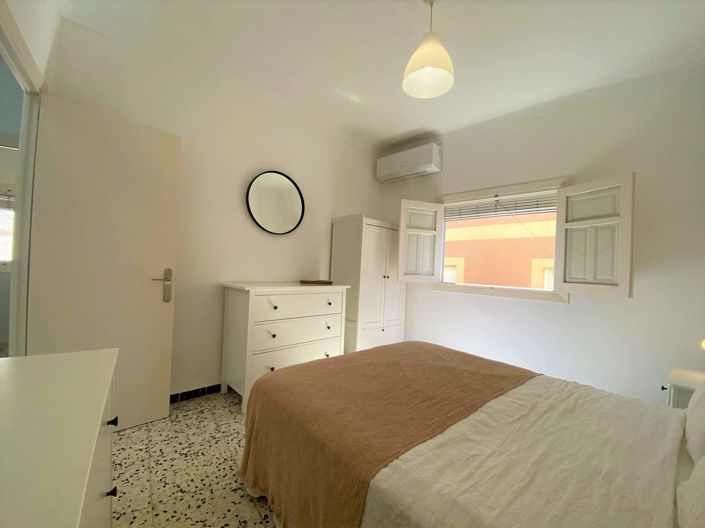 Image No.48-2 Bed Townhouse for sale