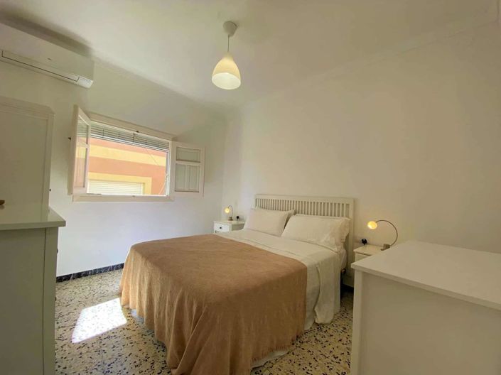 Image No.49-2 Bed Townhouse for sale