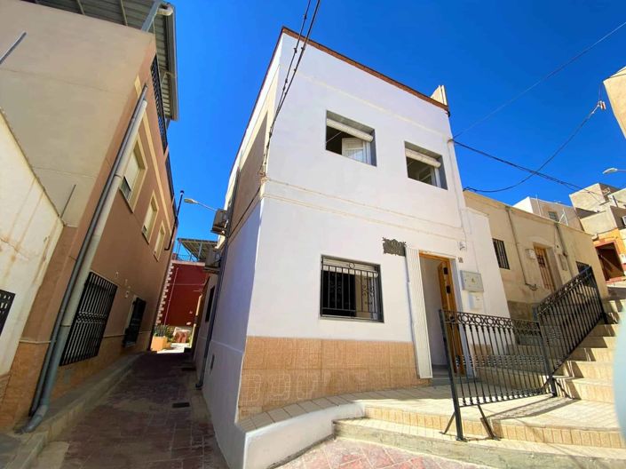 Image No.57-2 Bed Townhouse for sale