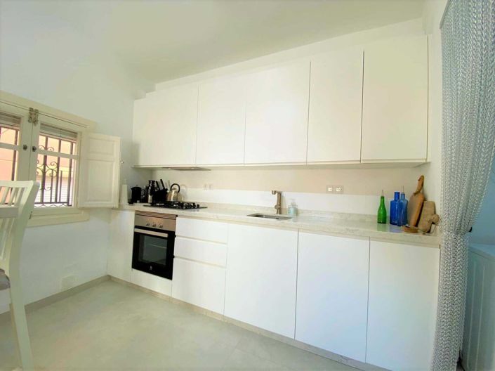 Image No.7-2 Bed Townhouse for sale