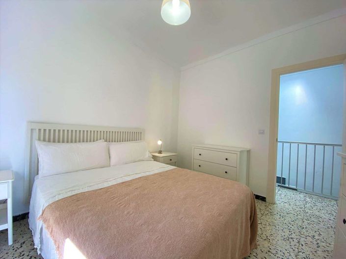 Image No.8-2 Bed Townhouse for sale