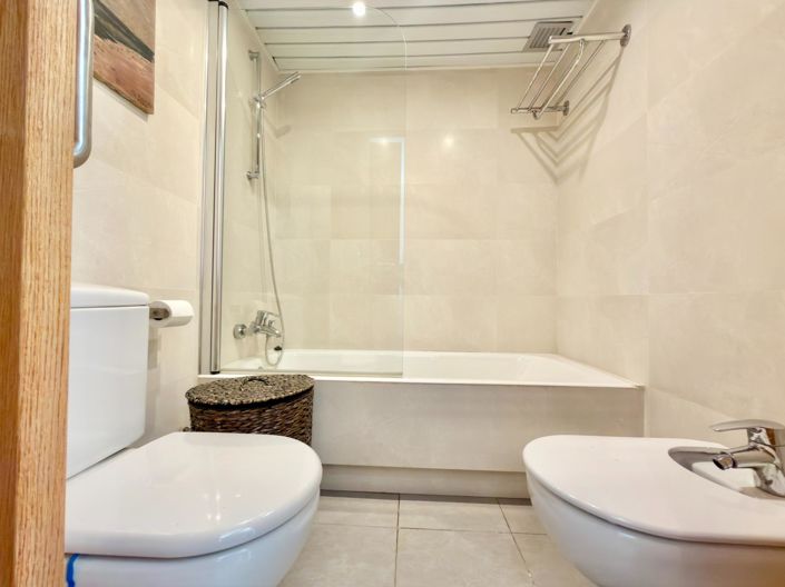 Image No.30-2 Bed Bungalow for sale