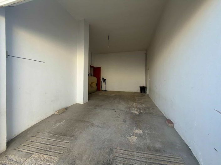 Image No.16-2 Bed Townhouse for sale