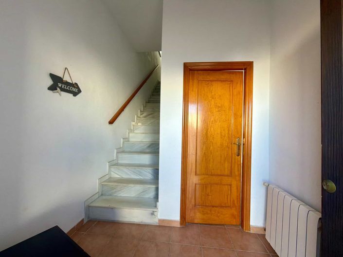 Image No.20-2 Bed Townhouse for sale