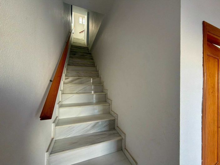 Image No.22-2 Bed Townhouse for sale