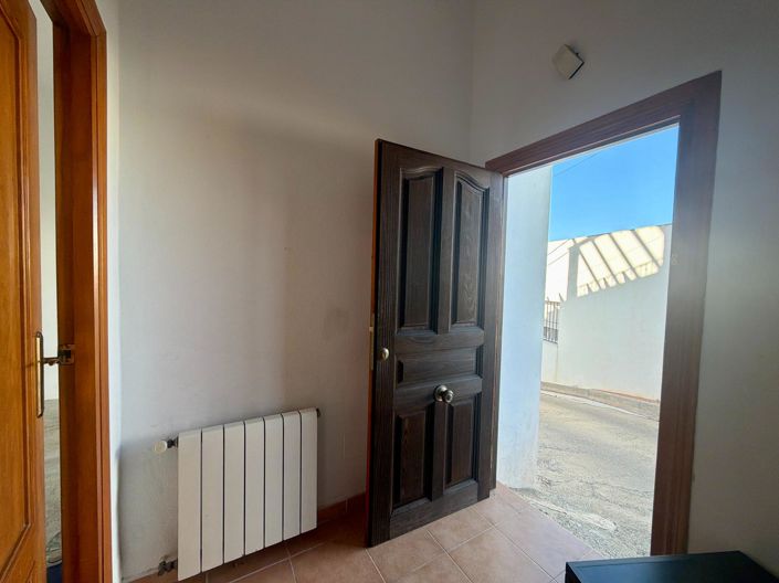 Image No.23-2 Bed Townhouse for sale