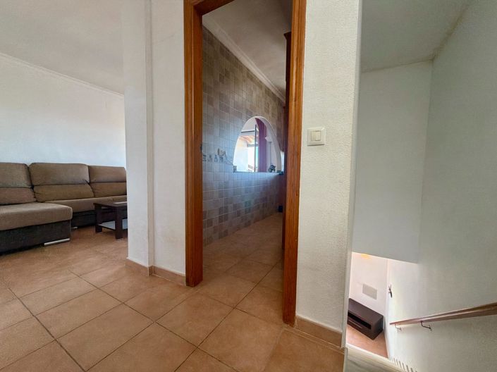 Image No.25-2 Bed Townhouse for sale