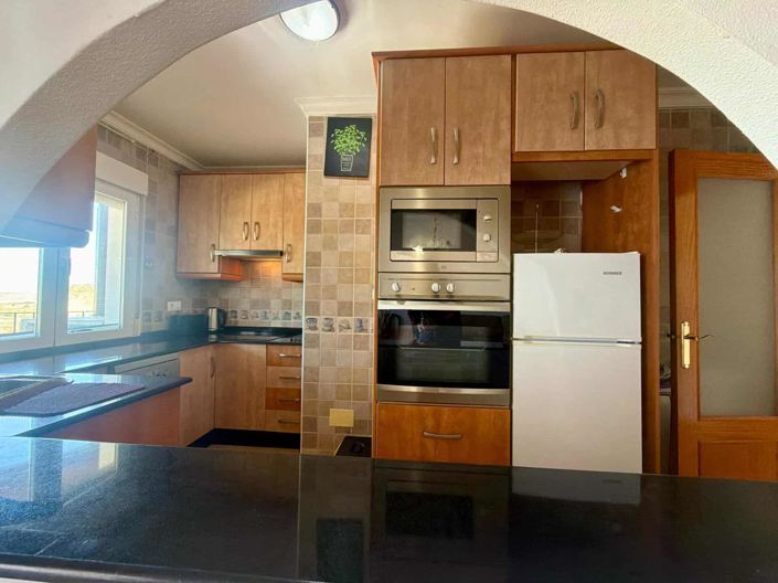 Image No.5-2 Bed Townhouse for sale